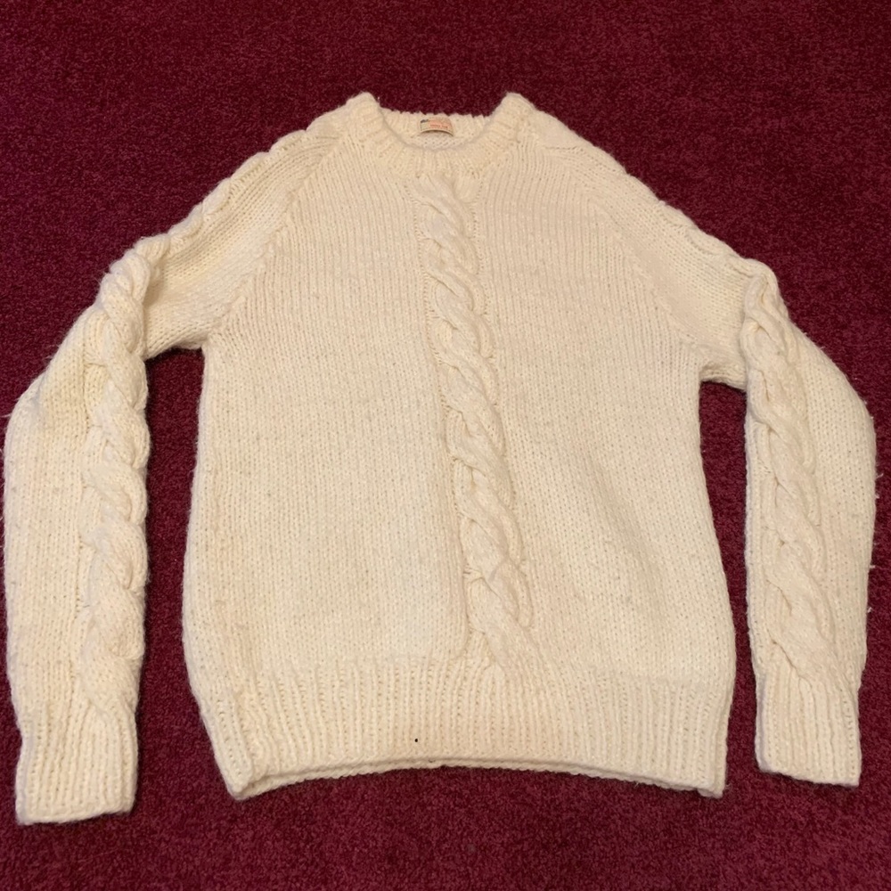 Knit sweater